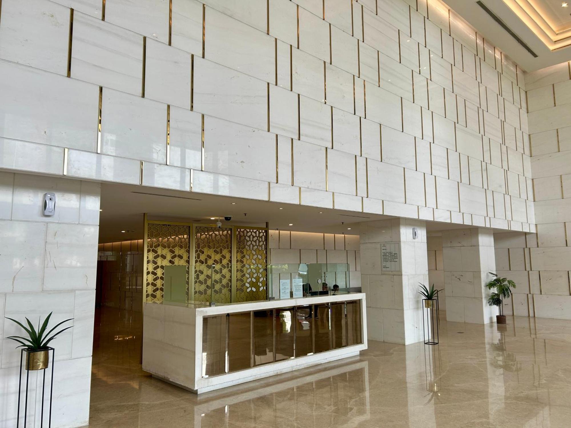 Gold Coast Pik Japandi Sunset Modern Living By With E Apartemen Jakarta