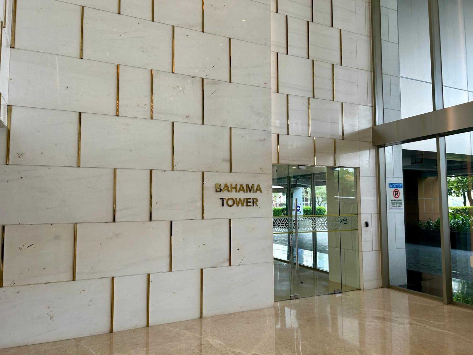 Gold Coast Pik Japandi Sunset Modern Living By With E Apartemen *